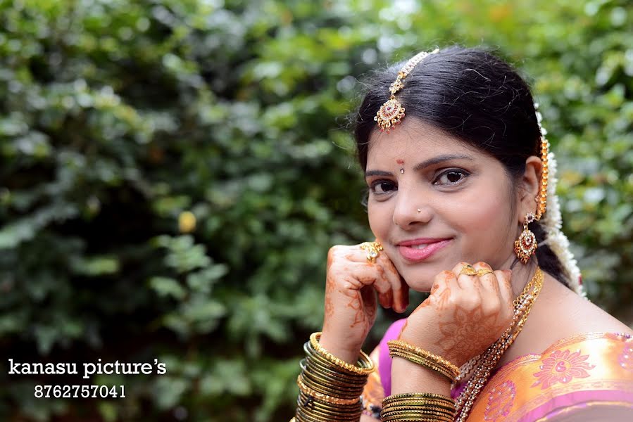 Fotógrafo de casamento Sankesh Naik (kanasupictures). Foto de 10 de dezembro 2020