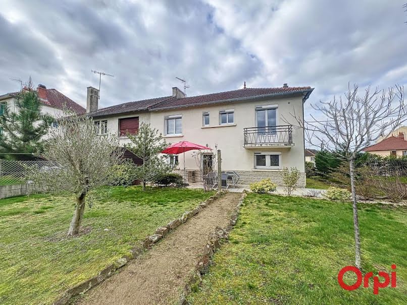 Vente maison 4 pièces  à Montluçon (03100), 152 000 €