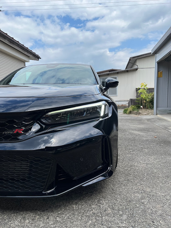 シビックタイプRのホイール交換・RAYS VOLKRACING・鍛造ホイールは軽くて良いに関するカスタム事例の投稿画像2枚目
