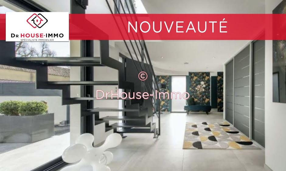 Vente maison 14 pièces 360 m² à Darvault (77140), 669 000 €