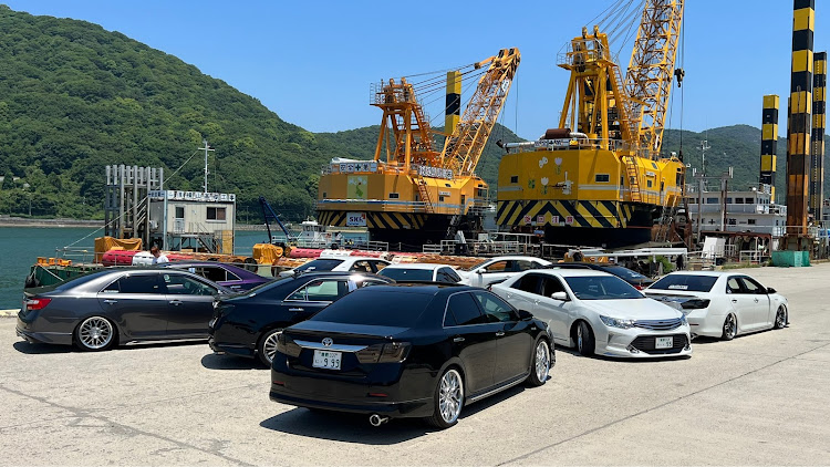 カムリのNANDOIYA・オフ会・いつもイイネ&コメントありがとうございます🙇‍♂️・スピンドルカムリに関するカスタム事例の投稿画像2枚目