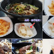 清一色牛肉麵