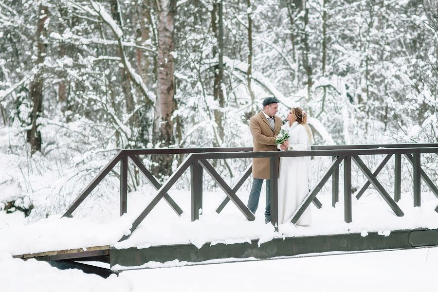 Fotografo di matrimoni Olga Tryapicyna (tryolga). Foto del 2 marzo 2018