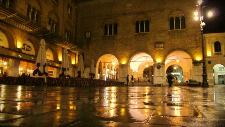 Piazza de' Signori di carto