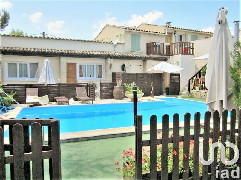 Vente maison 20 pièces 542 m² à Uzès (30700), 740 000 €