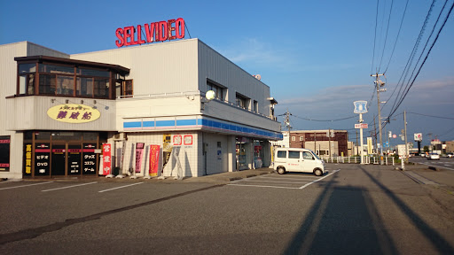 Lawson ローソン 新湊沖塚原