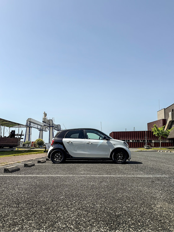 フォーフォーのMYSMA・smart・smartforfourturbo・スマートフォーフォーターボ・道の駅 宇土マリーナに関するカスタム事例の投稿画像1枚目