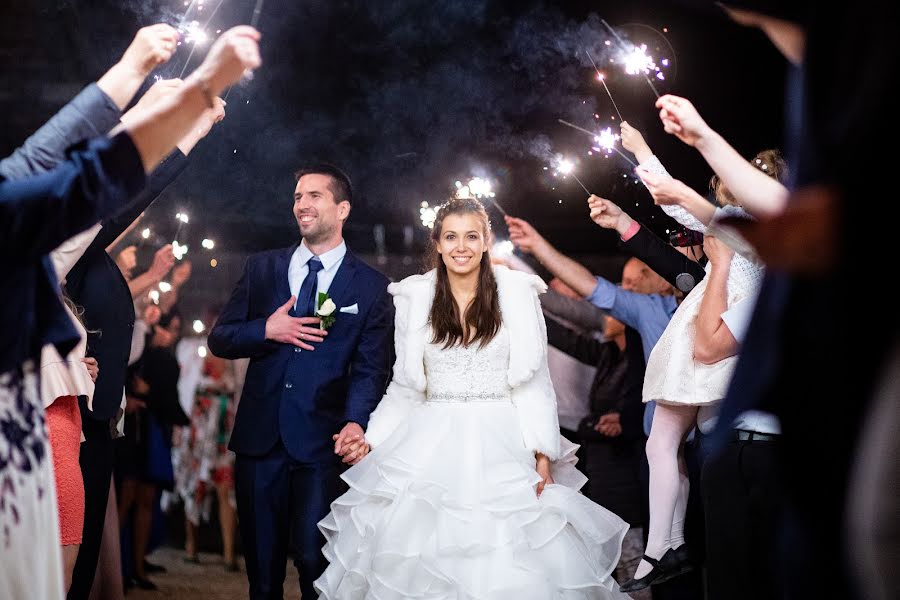 Fotografo di matrimoni Anda Fábián (andafabian). Foto del 23 agosto 2019