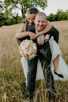 Fotógrafo de casamento Suzan Umelecká (martinkovazuzana). Foto de 16 de agosto 2023