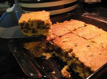 Thick and Chewy Chocolate Chip Cookie Bars