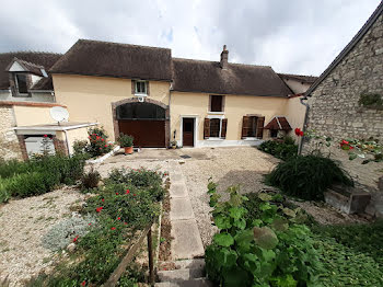 maison à Charmoy (89)