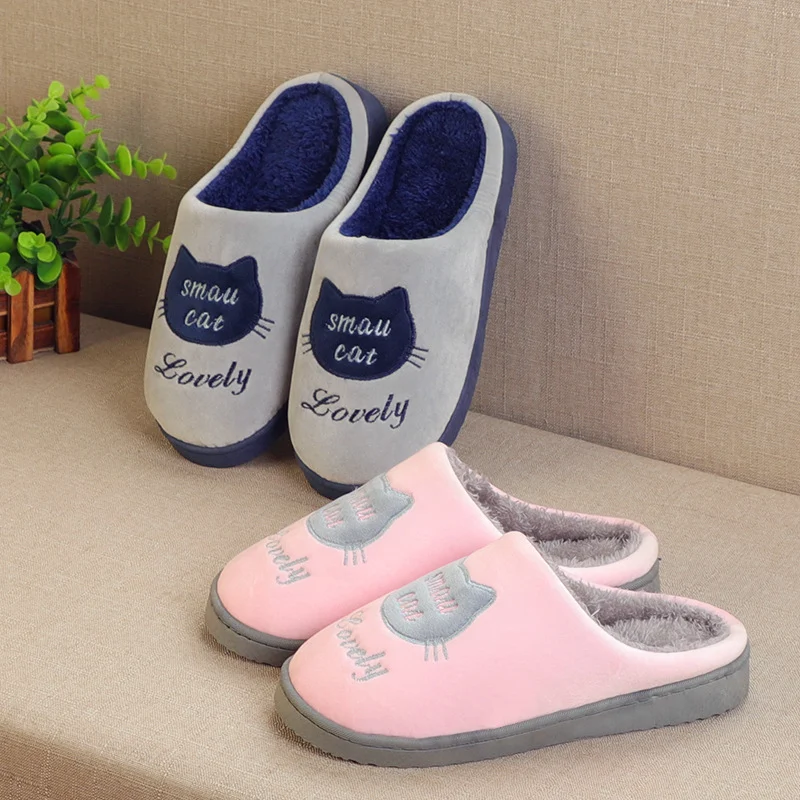 Zapatillas gruesas para hombre con bolso y aislamiento de pelo. Comodidad cálida y total para el hogar. Suelas robustas y agarre seguro.