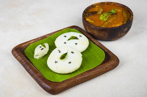 Idli Sambar & Chutney