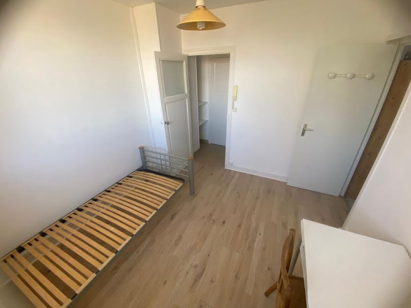 Location  appartement 1 pièce 17 m² à Nevers (58000), 350 €