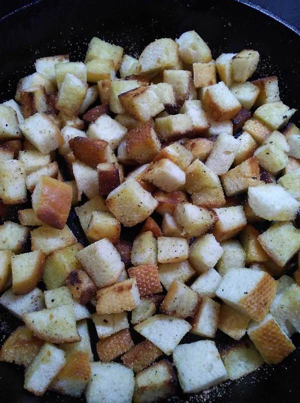 Crunchy Garlic Croutons_image