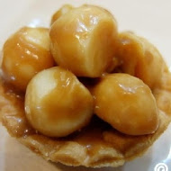 名坂奇洋菓子の店