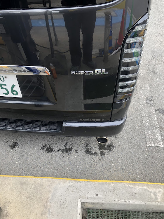 ハイエースバンのハイエース・スルガスピード・マフラー交換・20セルシオ後期・ディーゼルターボに関するカスタム事例の投稿画像4枚目