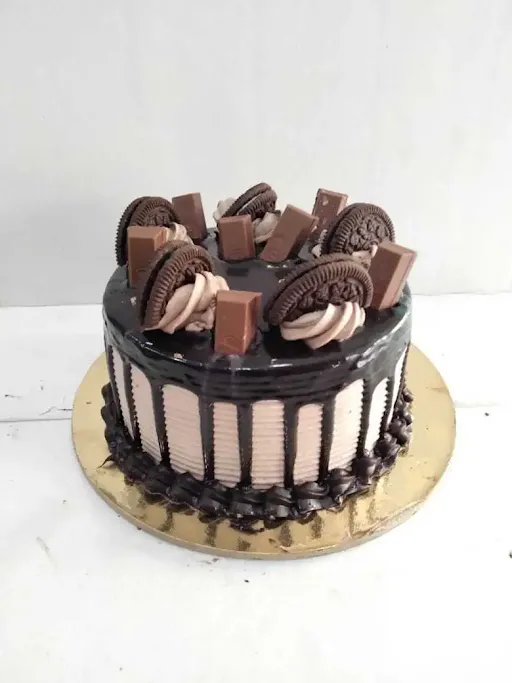 Chocolate KitKat Oreo Cake[500 Grams]