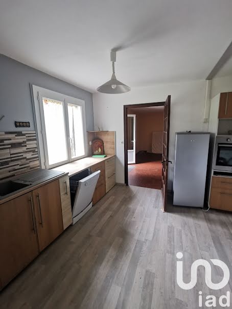 Vente maison 3 pièces 67 m² à Val-de-Livenne (33820), 128 000 €