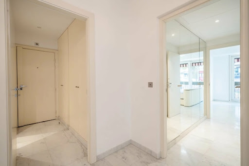 Apartment 5
