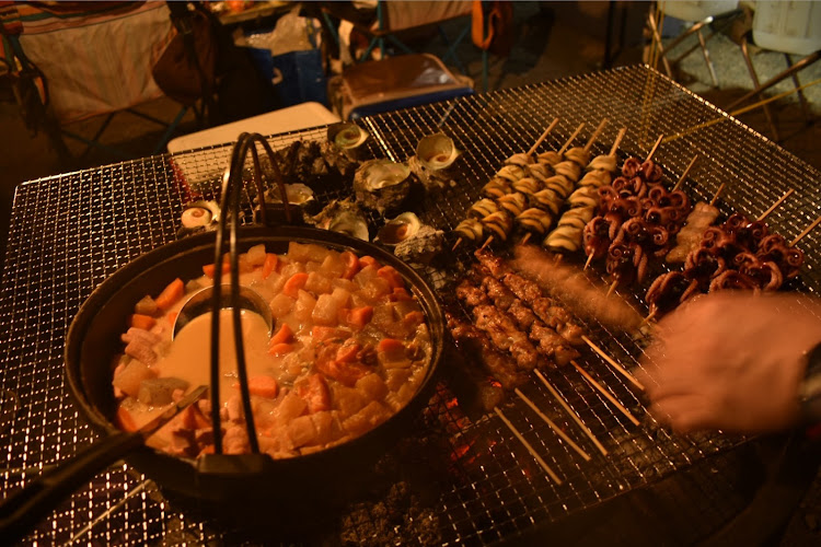 サバーバンのアメ車・BBQ・キャンプ・高田橋多目的広場・3月8日に関するカスタム事例の投稿画像2枚目