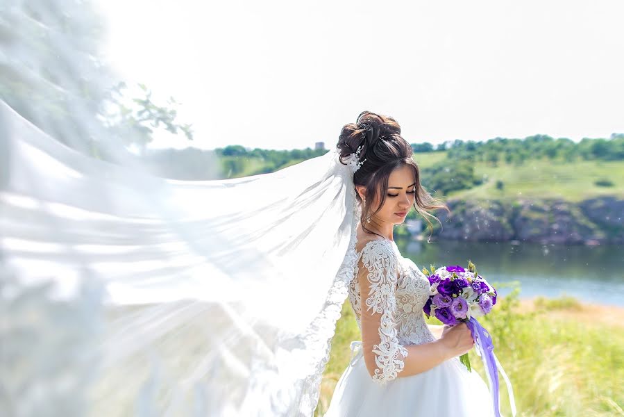 Wedding photographer Oleksandra Podgola (podgola). Photo of 19 June 2020