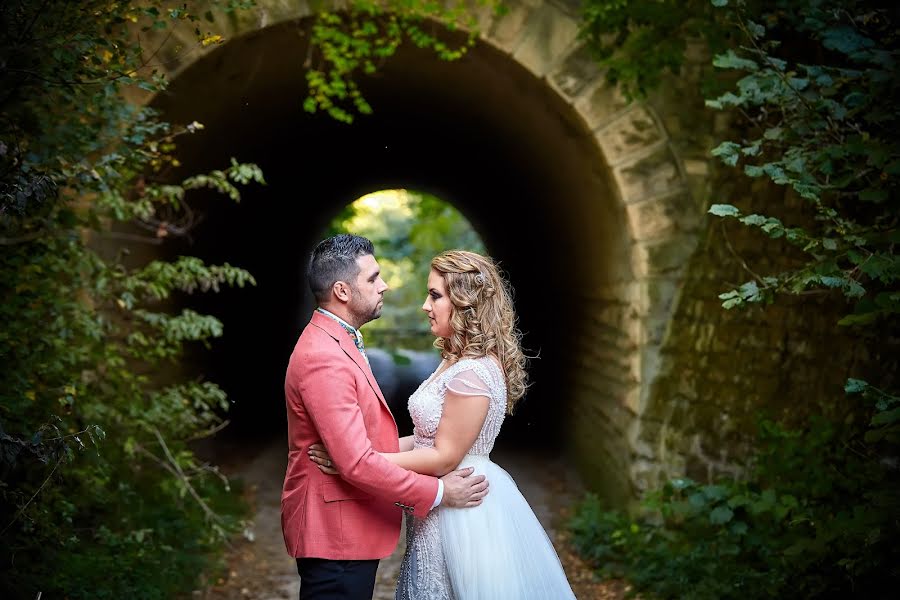 Fotógrafo de casamento Decebal Matei (decebalmatei). Foto de 4 de dezembro 2018