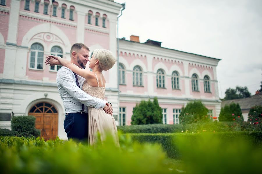 Свадебный фотограф Виталий Матвиец (vmgardenwed). Фотография от 5 апреля 2018