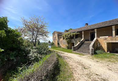 House with terrace 1