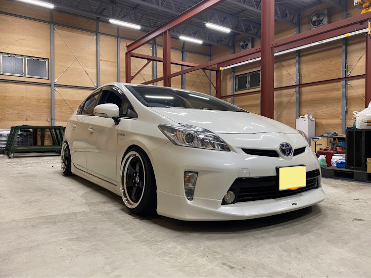 未塗装 ZVW30 プリウス 跳ね上げ ルーフスポイラー