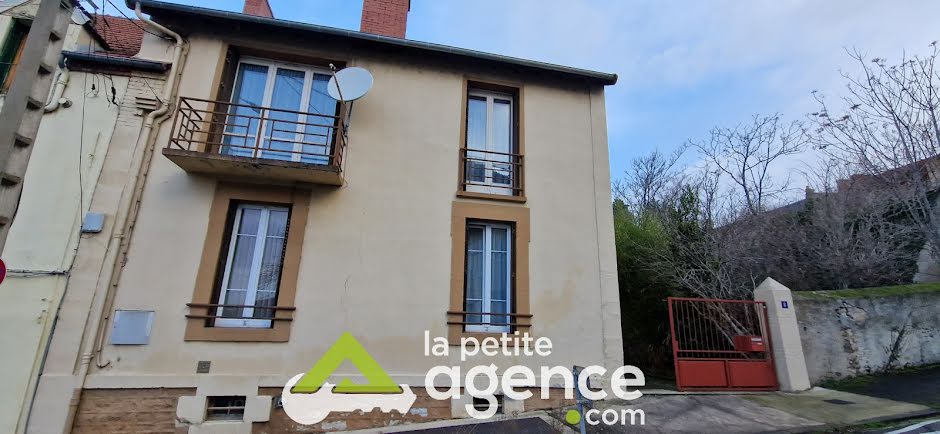 Vente maison 8 pièces 138 m² à Montluçon (03100), 145 800 €