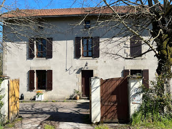 villa à Confolens (16)