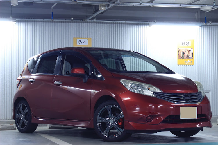 ノートのプチオフ会・グリルイルミ・ニッサンの日・日またいじゃったけど・ジュークに関するカスタム事例の投稿画像2枚目