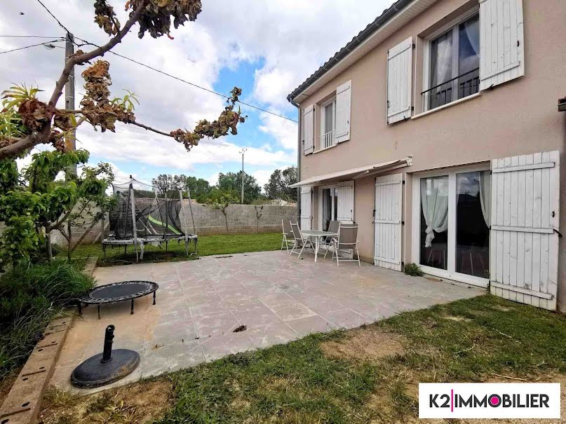 Vente villa 4 pièces 93 m² à Châteauneuf-du-Rhône (26780), 235 000 €