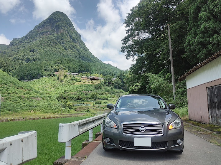 フーガ 51の鎧岳⛰️・7月2日(日)・奈良県宇陀郡曽爾村・自分的に一番近くで撮れる(収まる)所に関するカスタム事例の投稿画像3枚目