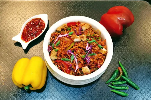 Thai Style Chicken Chowmein