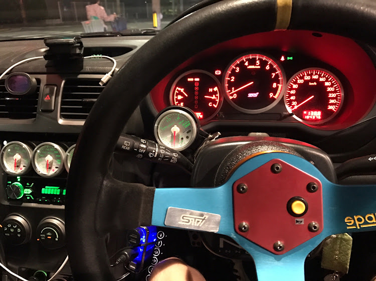 インプレッサ WRX STIのインプレッサ・インプレッサWRXSTI・インプレッサ GDB・鷹目インプに関するカスタム事例の投稿画像5枚目