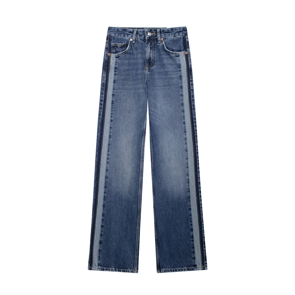 Pantalon en jean polyvalent taille mi-haute, jambe large et droite. Confort et style assurés pour toutes les occasions. Un indispensable de votre garde-robe.