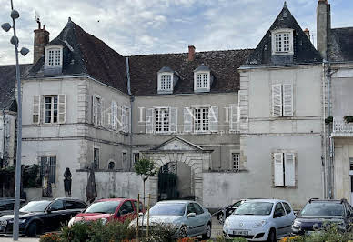 Hôtel particulier avec jardin 7