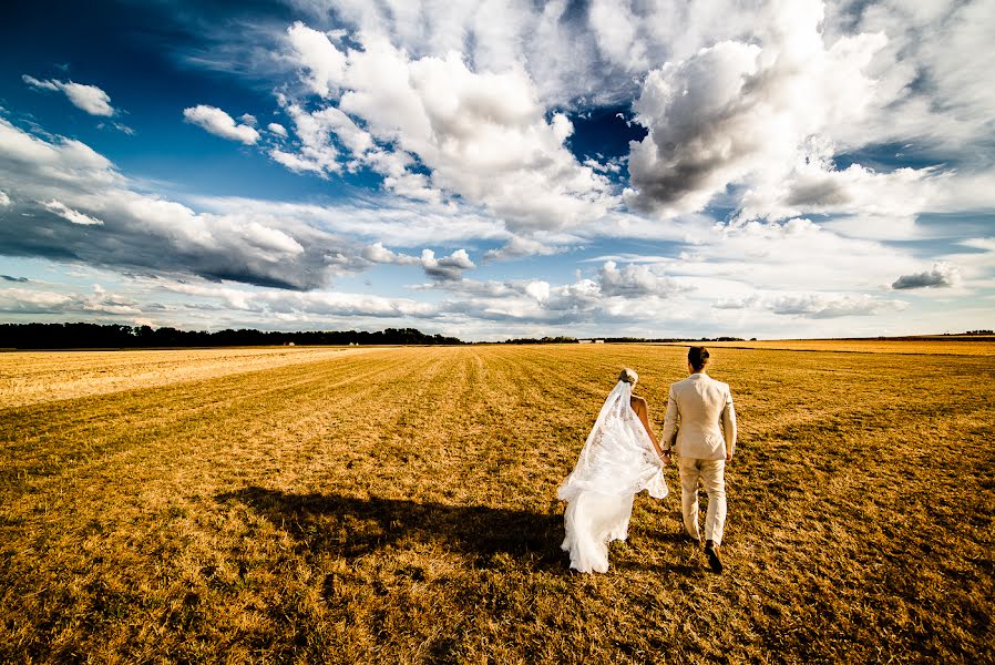 Svadobný fotograf David Hallwas (hallwas). Fotografia publikovaná 4. septembra 2018