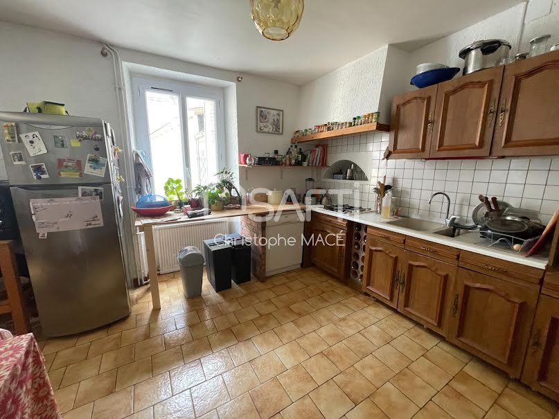 Vente maison 5 pièces 105 m² à Laval (53000), 166 800 €