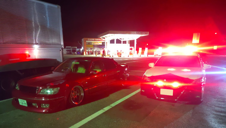 セルシオのVIP・羽生パーキング・佐野パーキング・どまんなかたぬま・究極のコラボに関するカスタム事例の投稿画像3枚目