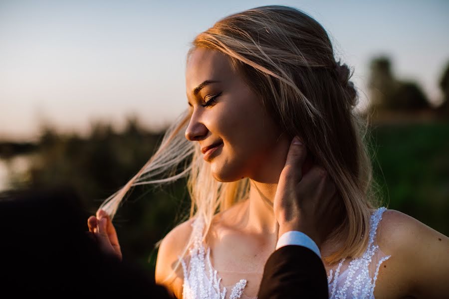 Fotografo di matrimoni Monika Dziedzic (zielonakropka). Foto del 1 settembre 2022