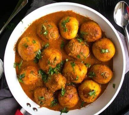 Sweet Dum Aloo Kashmiri