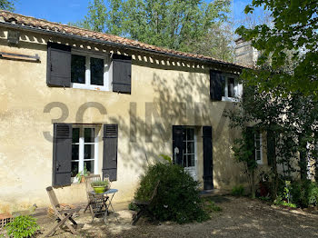 maison à Arveyres (33)