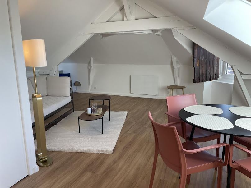 Location meublée appartement 3 pièces 63 m² à Nantes (44000), 900 €