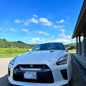 NISSAN GT-R R35