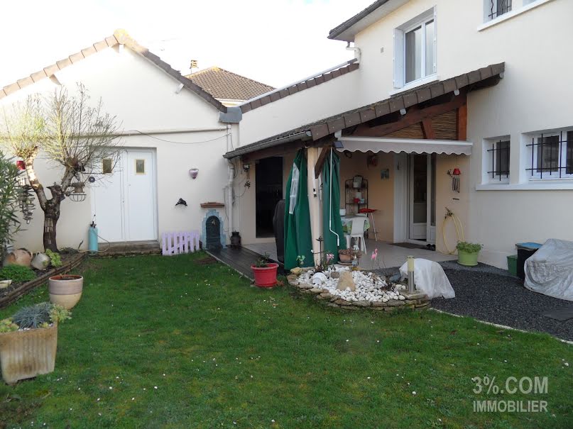 Vente maison 7 pièces 133.42 m² à Chatellerault (86100), 203 940 €