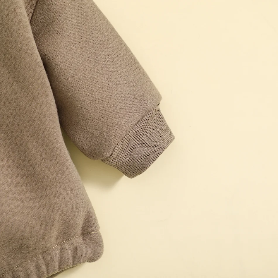 Baby Jumpsuit Effen kleur losse lange mouwen Comfortabele onesie voor pasgeborenen Ideaal om in te slapen en te spelen Gemakkelijk aan en uit te trekken