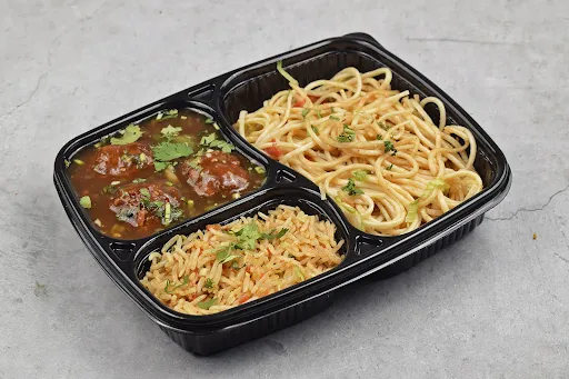 Manchurian Gravy+ Burnt Garlic Fried Rice + Chilli Garlic Noodles